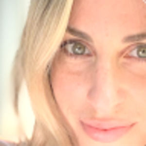 Meet your Posher, Devin